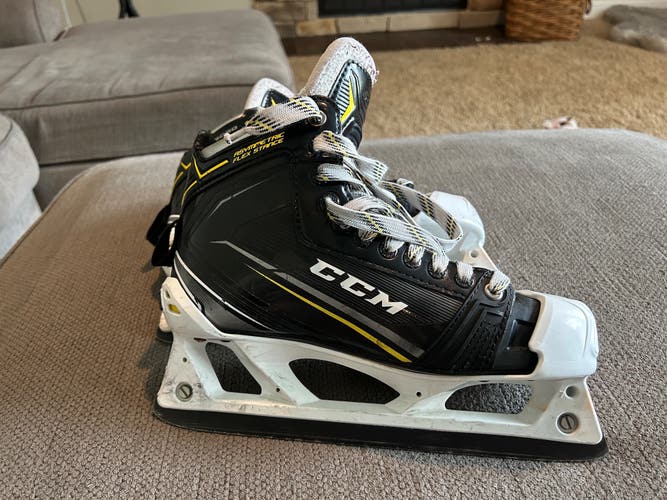 Used CCM Regular Width  Size 8 Tacks 9080 Hockey Goalie Skates