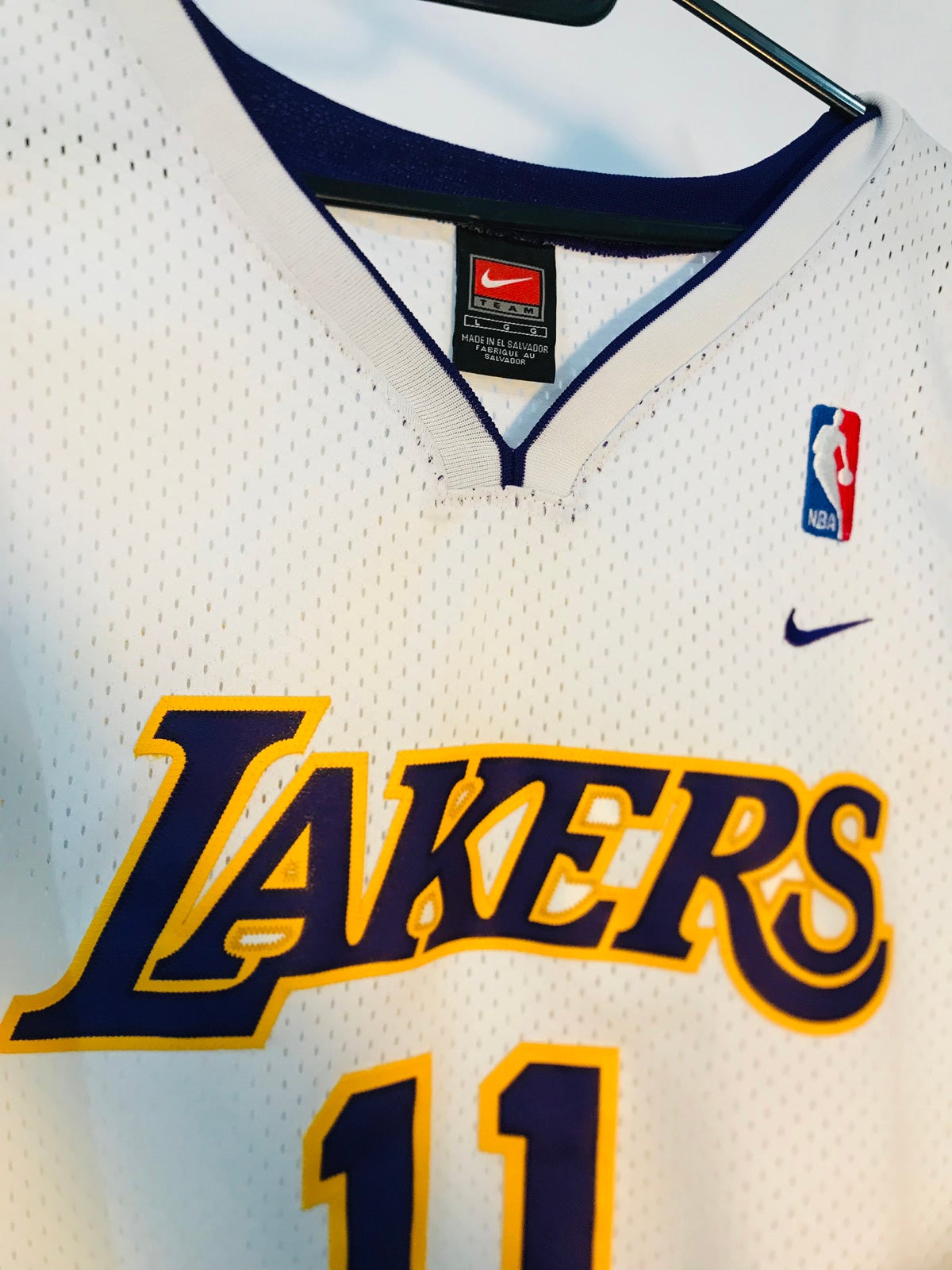 Nike Lebron James Lakers White Swingman Jersey Size 50 Wish logo NBA