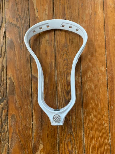 MAVERIK LOCK HEAD - White (New) Retail: $100