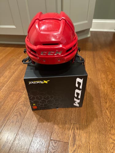 Used Medium CCM Super Tacks X Helmet