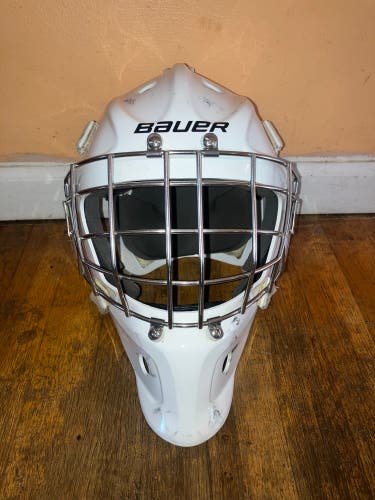 Senior Bauer  940x Goalie Mask