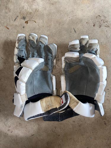 Used Player's STX Cell IV Lacrosse Gloves 13"