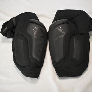 Leatt 3DF 6.0 Knee Guards, Black, Large - Great Condition!