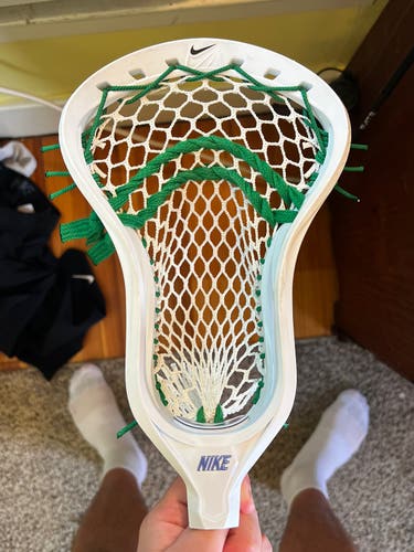 LIKE NEW Professionally Strung Nike L3 Head Strung With Stringking 5s Mesh