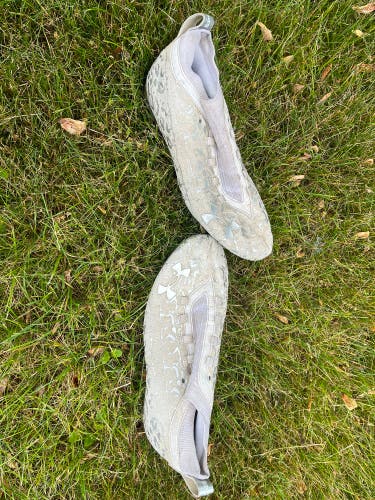 UA Spotlight Cleats size 10.5
