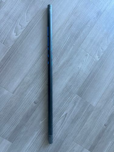 True Hzrdus Cruiser 180g lacrosse shaft