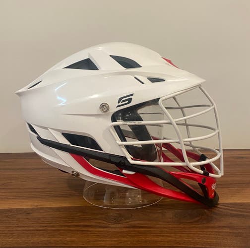 Player's Cascade S Helmet