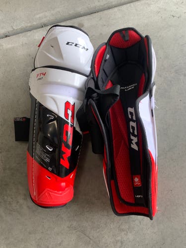 New CCM Jetspeed FT4 pro Shin Pads