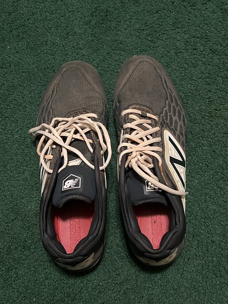 LIGHTLY USED New Balance Men's Baseball Low Top 3000v4 Cleats | SidelineSwap