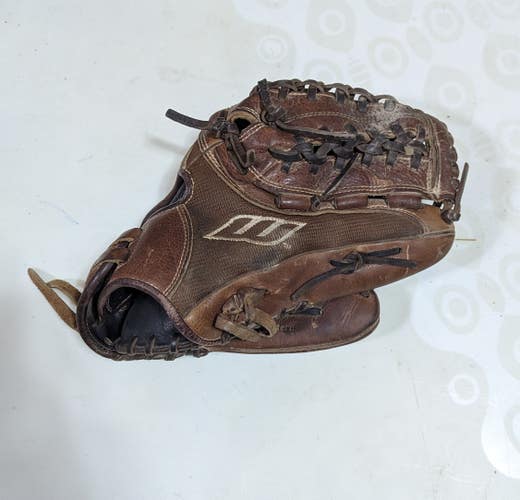 Used Worth Right Hand Throw Infield Toxic Lite Baseball Glove 12.5"