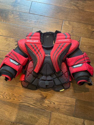 Bauer Vapor X2.9 Int Small Hockey Goalie Chest Protector