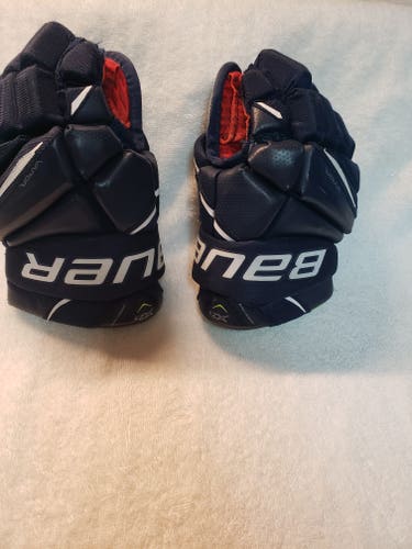 Used Bauer Vapor X2.9 Gloves 11"
