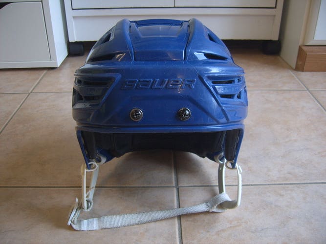 Great Condition Bauer Re-Akt 150 Hockey Helmet Blue size Large