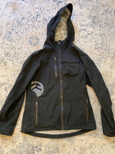 Black Sync Performance Soft Shell Women’s Medium