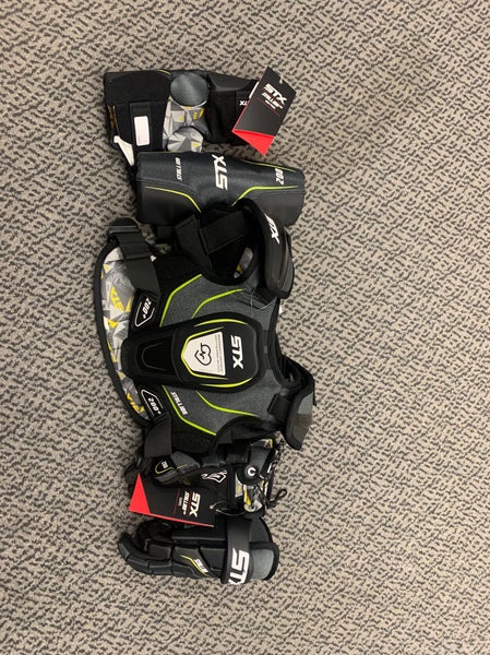 3-PACK Stx stallion 200+ Shoulders, Stallion 200 Gloves And Arm Pads Size SMALL!