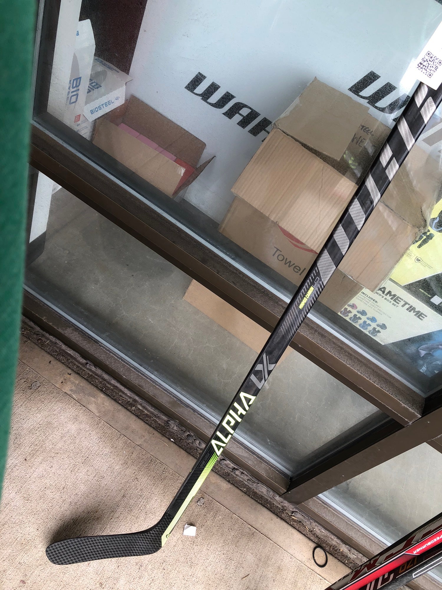 Warrior Alpha LX 20 Senior Ice Hockey Stick – Discount Hockey