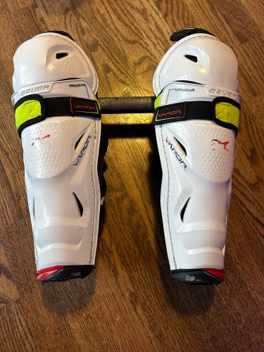 Used Bauer Vapor 2x Shin Pads