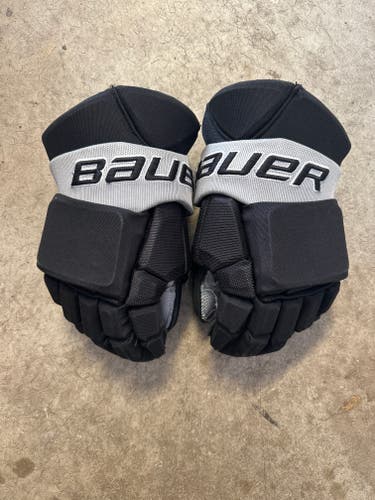 Athanasiou LA Kings Bauer Gloves 15”