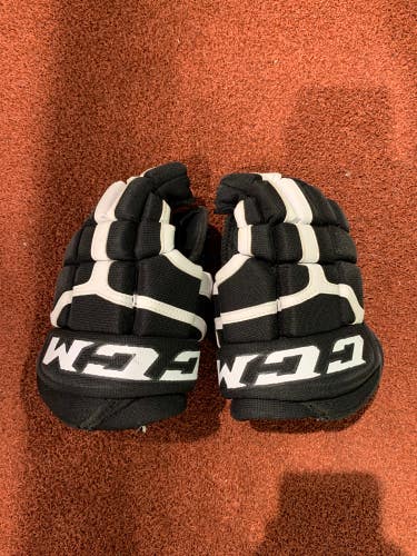Used CCM C200 Hockey Gloves (9")