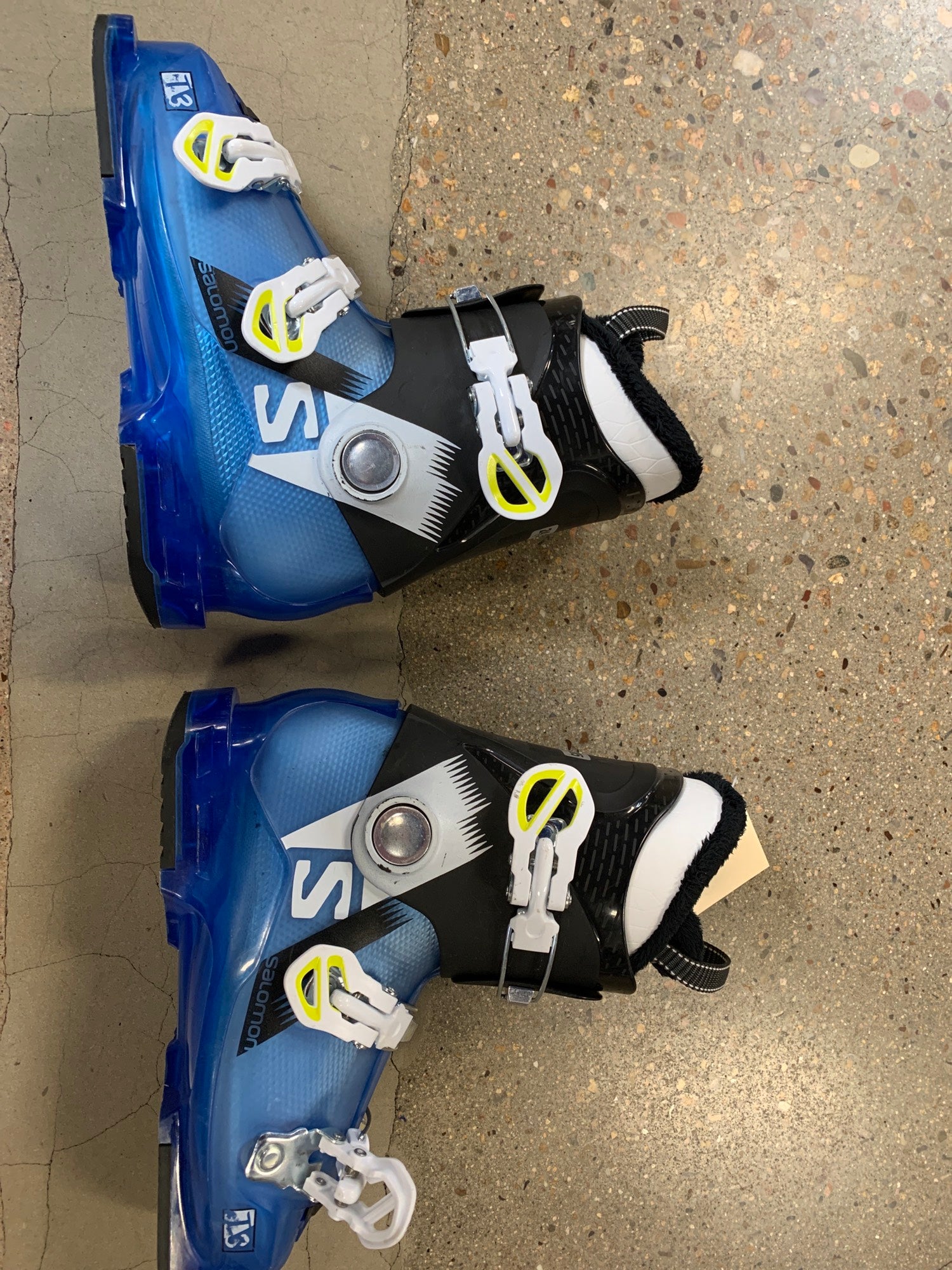 Mondo 24.5 Used Ski Boots |