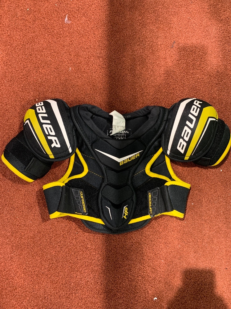 Used Junior Bauer Supreme HP Hockey Shoulder Pads (Size: Small)