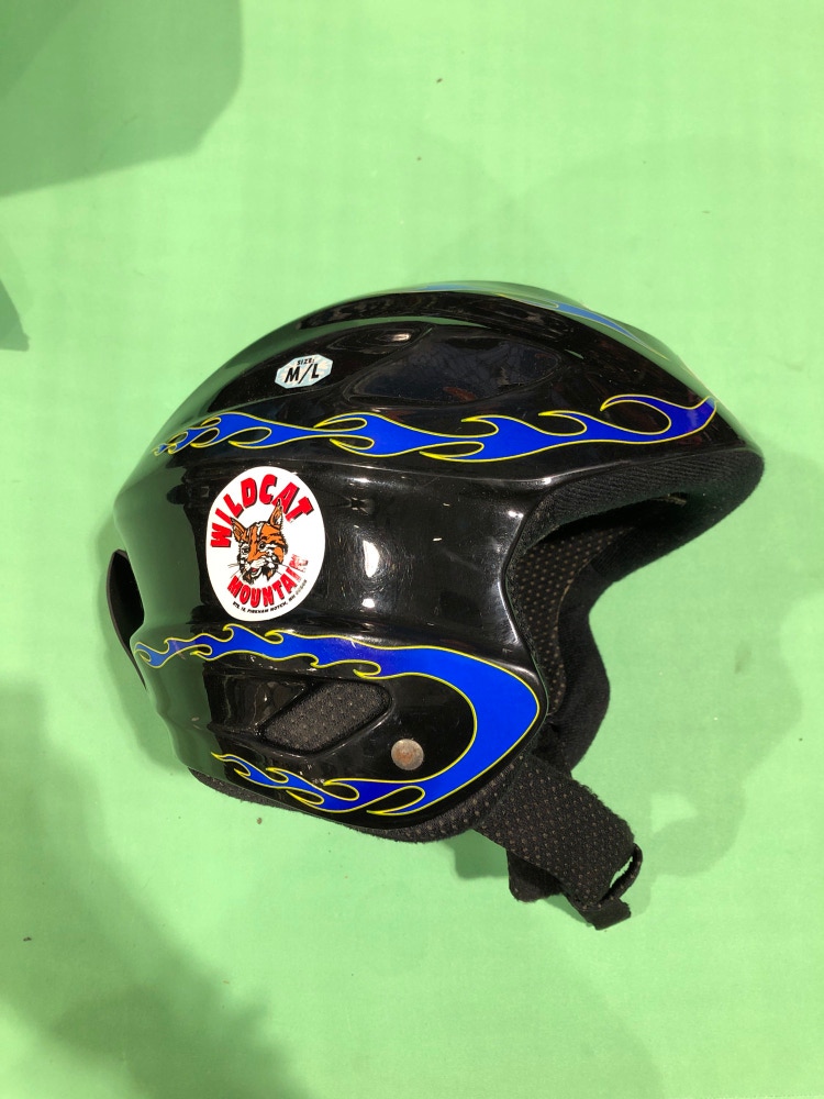 Used Giro Snowboarding Helmet (Size: Medium/Large)