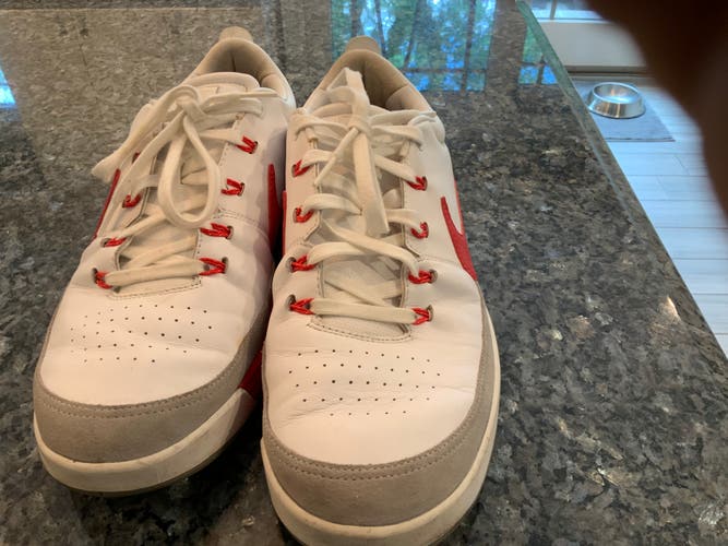 Used Size 13 (Women's 14) Nike Lunarwaverly  Golf Shoes