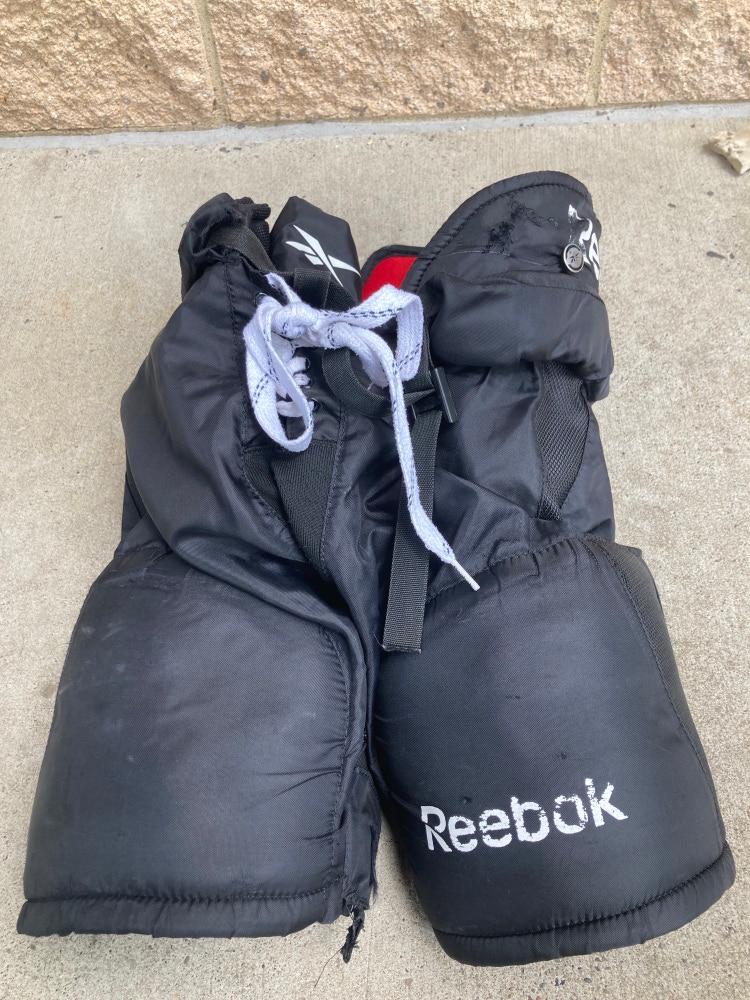 Junior Used Medium Reebok 14K Hockey Pants