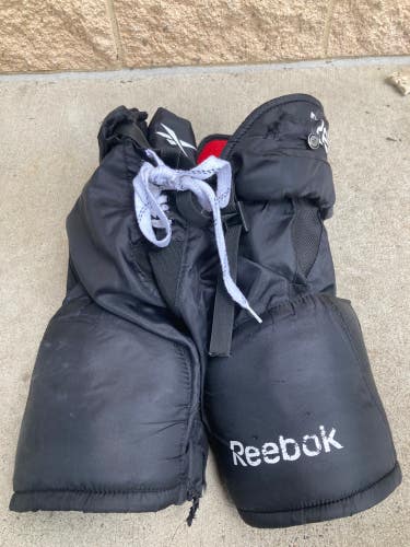 Junior Used Medium Reebok 14K Hockey Pants