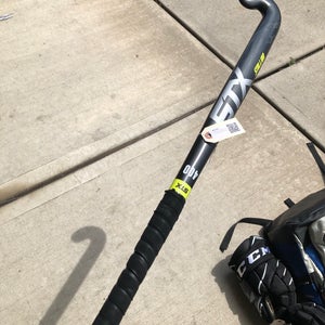Used STX Stallion 400 Field Hockey Stick