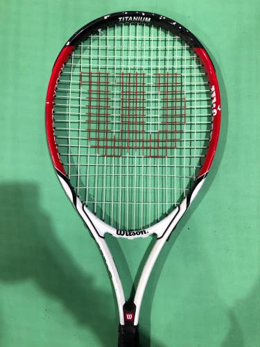 Used Wilson Roger Federer 27" Tennis Racquet