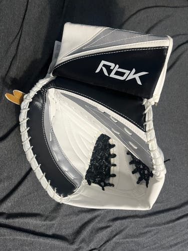 Reebok Rbk X Pulse Pro Spec Senior Pro Goalie Catch Glove