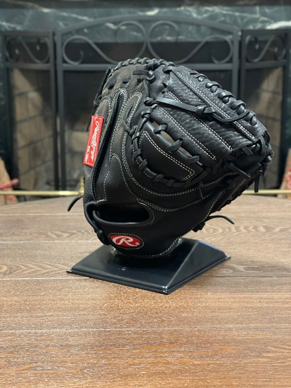 Another beautiful pickup is this Rawlings pro preferred JT Realmuto 34”  catchers mitt! What do you think of it? Its not for sale so please…