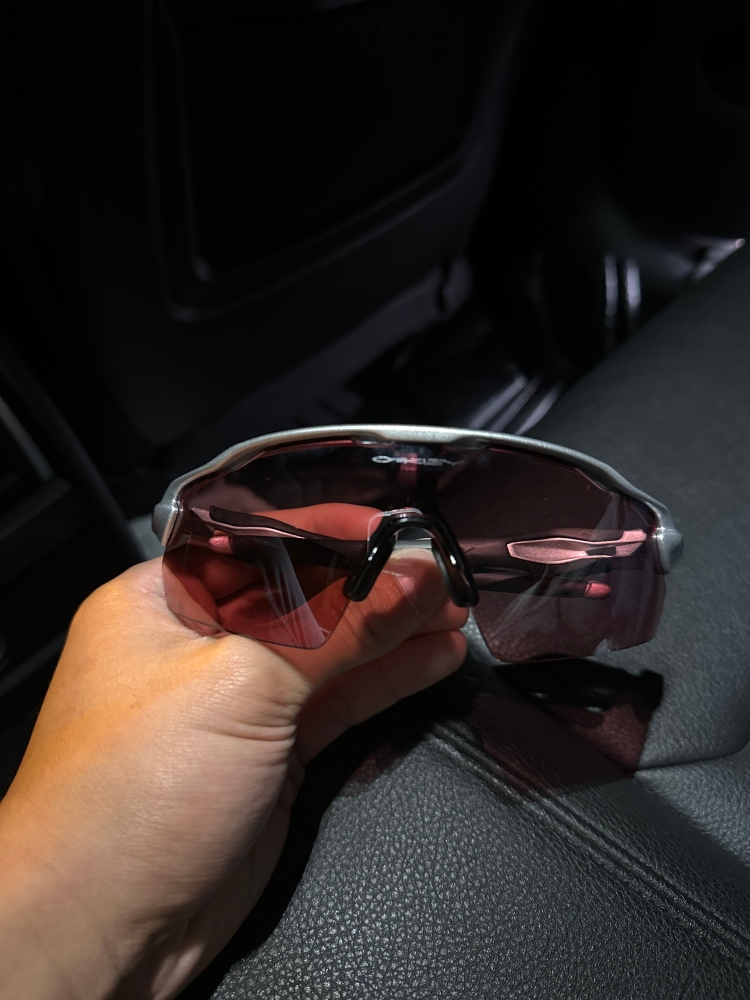Medium Oakley Radar EV Sunglasses