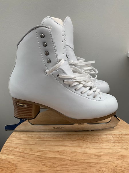 Used Jackson Evo Size 6.5 Figure Skates