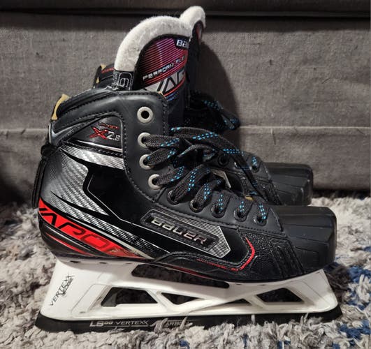 BAUER VAPOR X2.9 ICE HOCKEY GOALIE SKATES 6 w/ LS 5G blades and Black Wax Laces