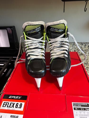 Used Bauer Regular Width  Size 5 GSX Hockey Goalie Skates