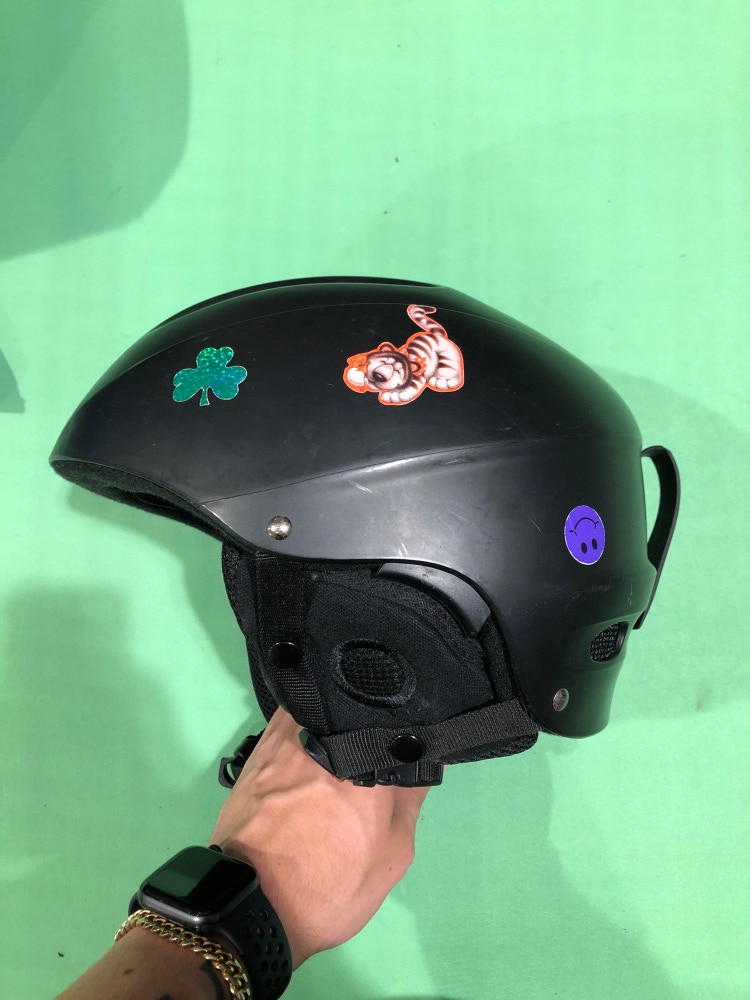 Used Giro Snowboarding Helmet (Size: XS)