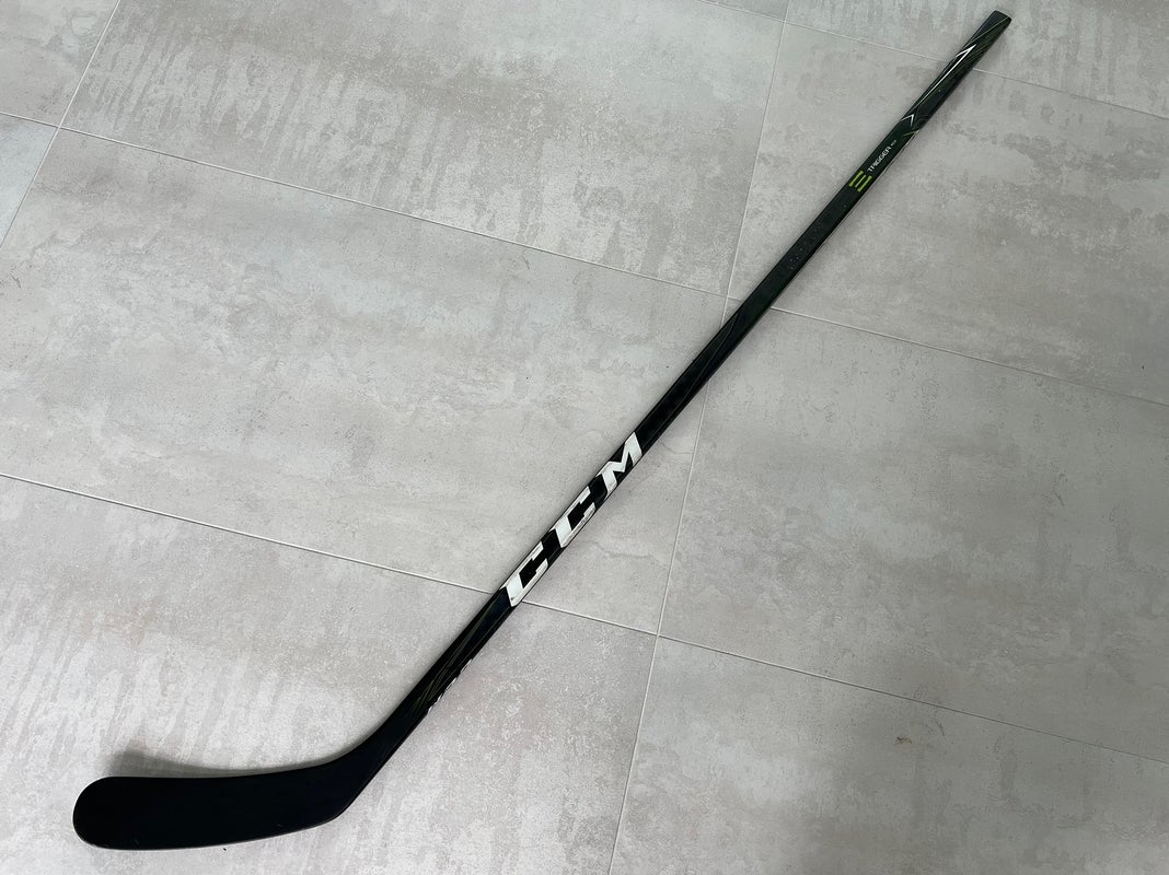 FS: Brand new NHL PRO STOCK EASTON SYNERGY MODANO left handed hockey stick  - Beyond.ca - Car Forums