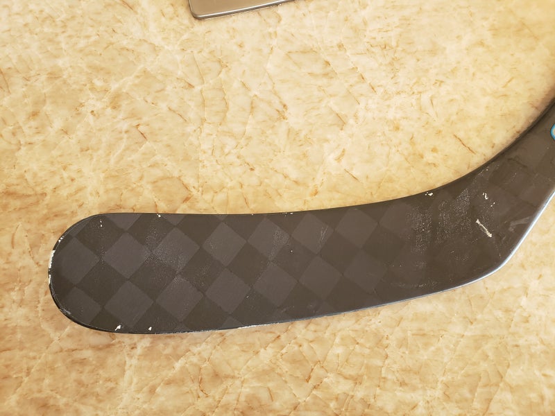 Intermediate Used Right Handed Bauer Nexus 2N Pro Hockey Stick PM9