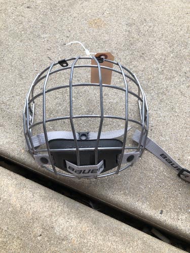 Used XS Bauer True Vision II Cage