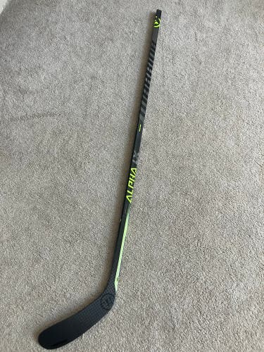 Senior Left Hand W28  Alpha Lx 20 Hockey Stick