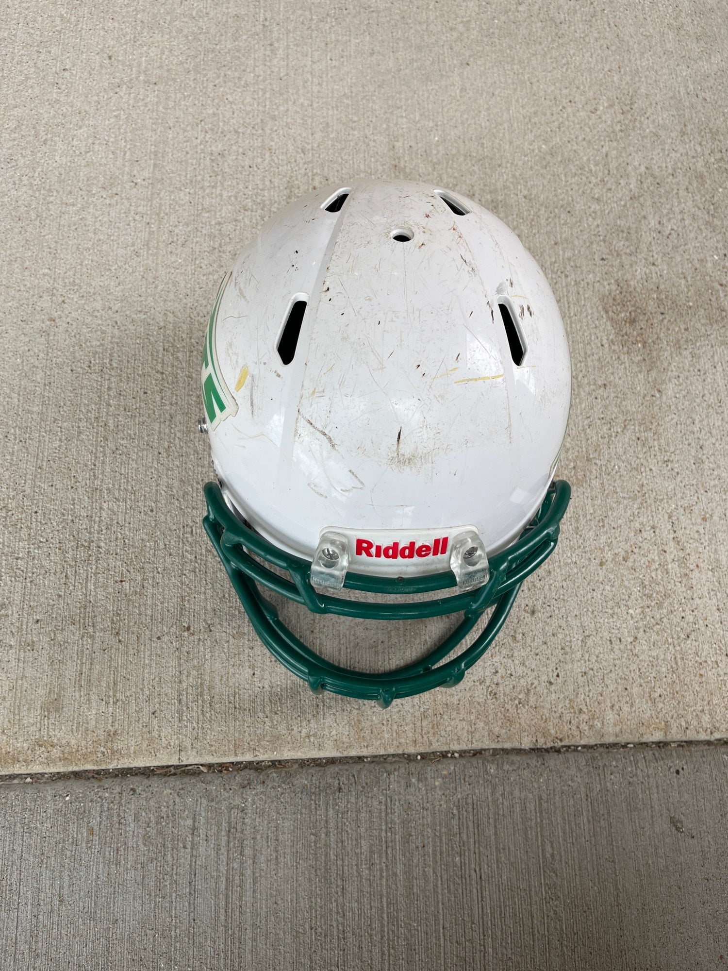 Youth Small/Medium Riddell Victor Helmet | SidelineSwap