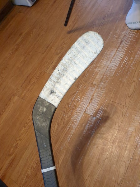 Used Senior CCM Right Handed Trigger 6 Pro Hockey Stick P29