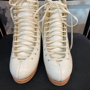 New Old Stock Size 1A Harlick Figure Skates