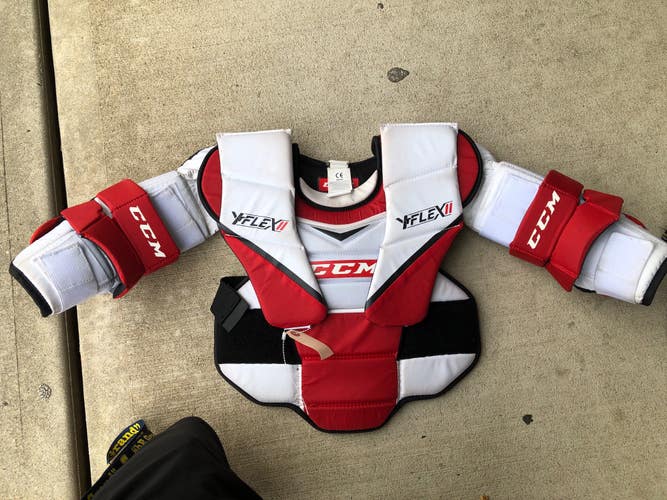 Used Youth Large/Extra Large CCM Yflex Goalie Chest Protector