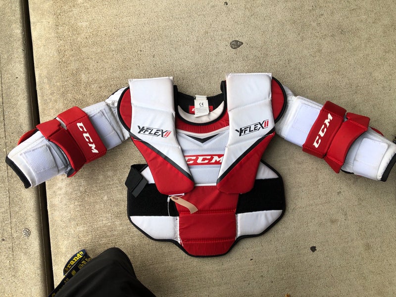 Used Youth Large/Extra Large CCM Yflex Goalie Chest Protector