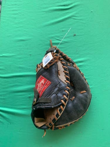 Used Rawlings Right Hand Throw Baseball Glove Medium