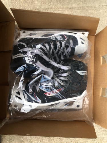 Used Junior CCM RBZ 70 Hockey Goalie Skates D&R (Regular) 5.0