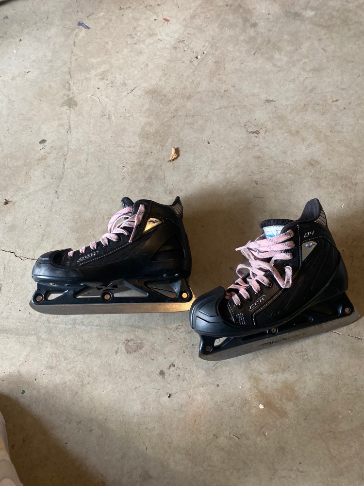 Used CCM Regular Width Size 4.5 Vector 4.0 Hockey Goalie Skates